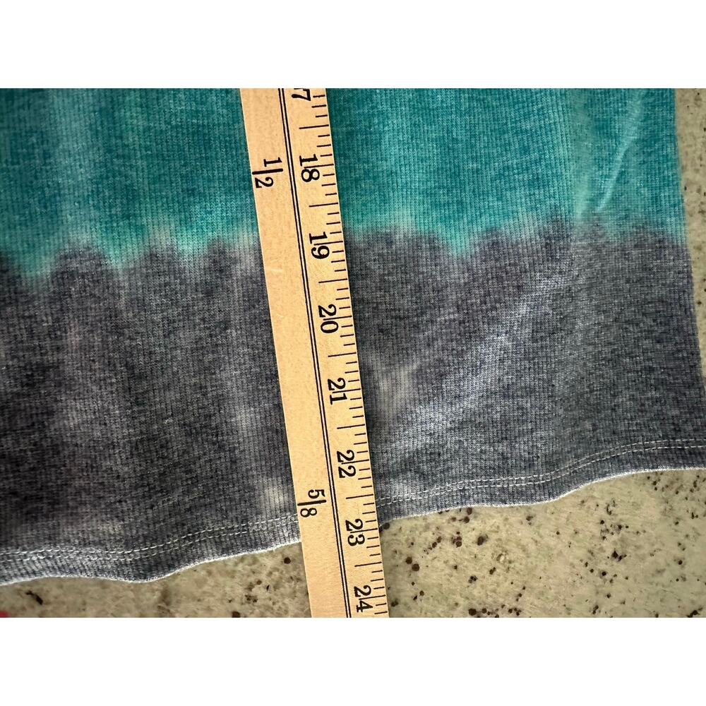 Chaser women’s short‎ sleeved tee rainbow colors, tie-dye size small
￼ - Picture 8 of 8